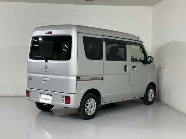 NV100クリッパーGX ハイルーフ 4WD