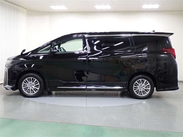 アルファードハイブリッド 2.5 S タイプゴールドIII E-Four 4WD