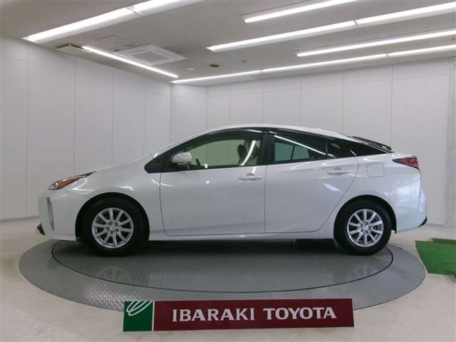 プリウス1.8 S セーフティ プラスII
