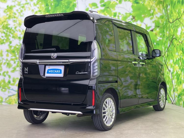 N-BOXカスタムL ターボ 4WD