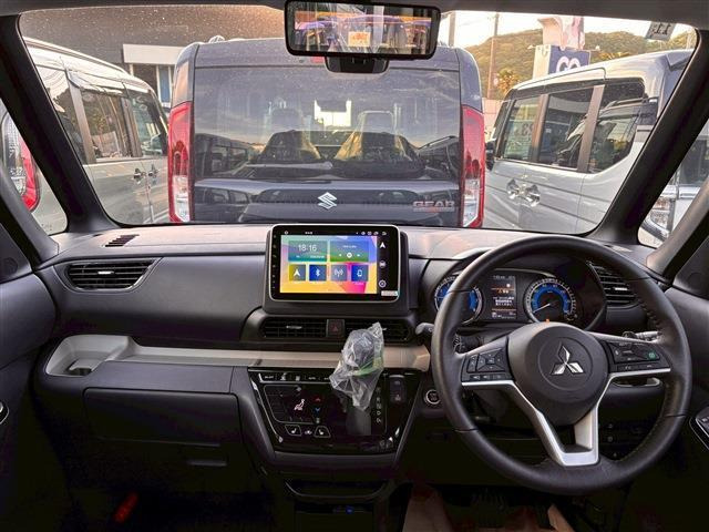 デリカミニT プレミアム 4WD