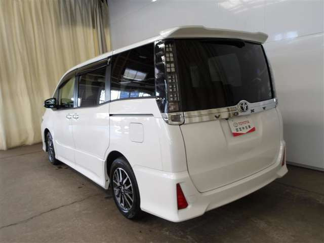 ヴォクシー2.0 ZS 煌II