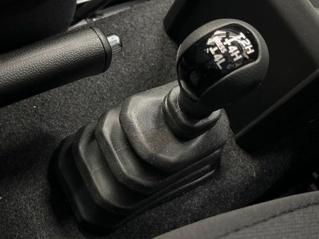 4WD�̂��Ԃł��̂ŁA�ᓹ�ł����S�ł���~��n�n��ɂ��Z�܂��̕��ȊO�ɂ��A�E�B���^�[�X�|�[�c����̕���~��n��֋A�Ȃ����@�������ɂ���������!