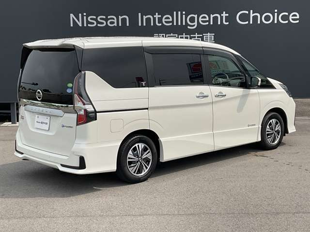 セレナ1.2 e-POWER ハイウェイスターV