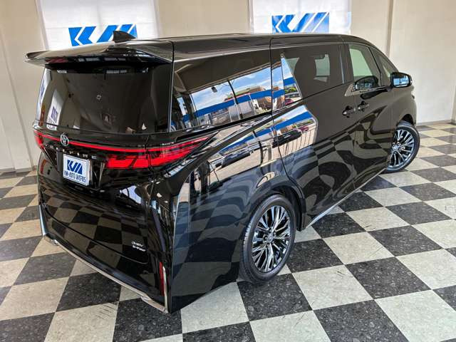 ヴェルファイアハイブリッド 2.5 Z プレミア E-Four 4WD