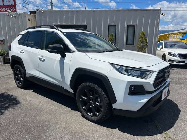 RAV42.0 アドベンチャー オフロードパッケージ II 4WD