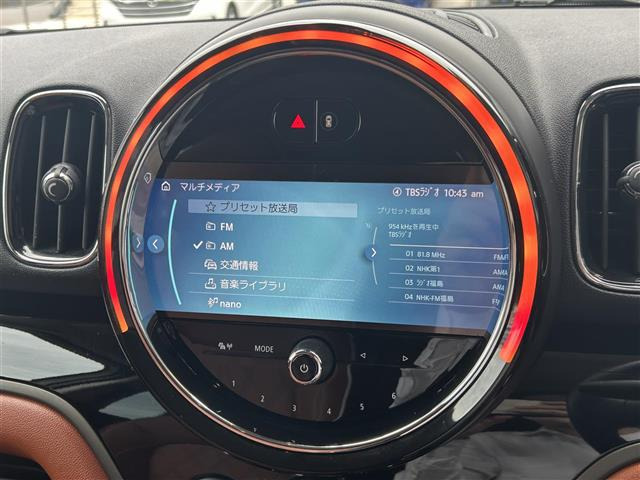 ミニクロスオーバークーパー SD オール4 4WD