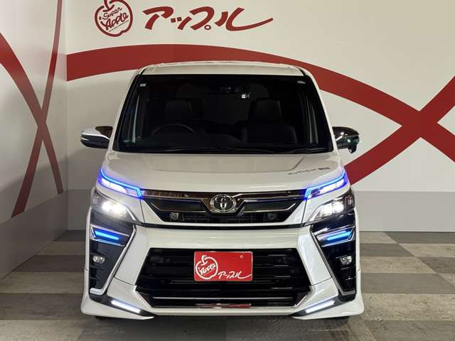 ヴォクシー2.0 ZS 煌III 4WD