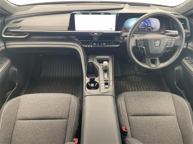 クラウンクロスオーバー2.5 G アドバンスト E-Four 4WD