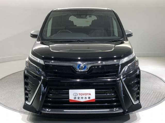 ヴォクシー1.8 ハイブリッド ZS 煌II