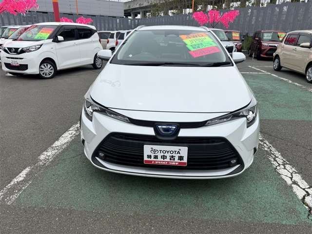カローラツーリング1.8 ハイブリッド G E-Four 4WD