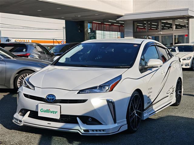 プリウス1.8 S