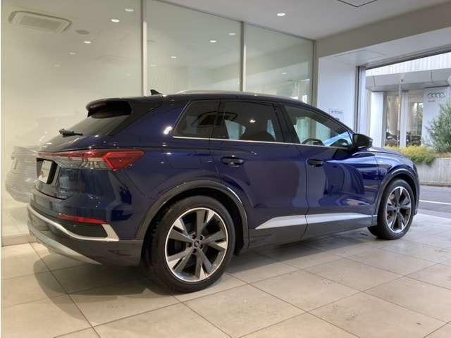 Q4 e-tron40 Sライン
