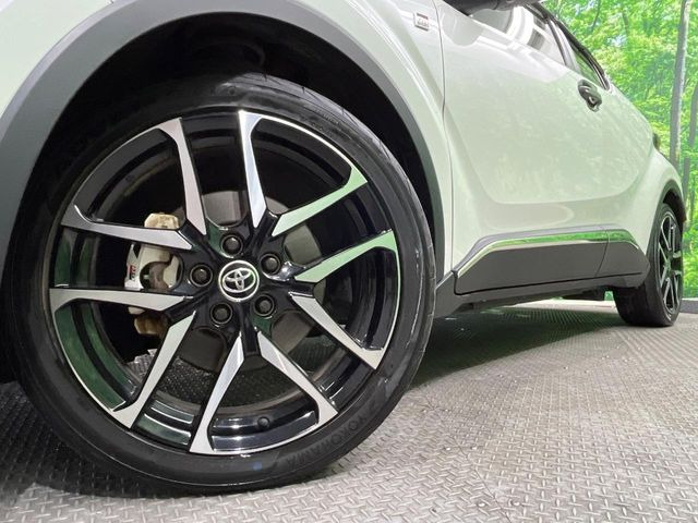 �y����19�C���`�A���~�z�C�[���z�O�ςɃ}�b�`���������A���~�z�C�[���𑕒����Ă���܂��B�e��ЊO�A���~�z�C�[����A�X�^�b�h���X�^�C�����戵�����Ă���܂��B���񂲑��k����������