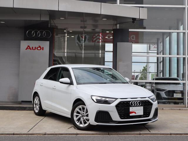 A1スポーツバック25 TFSI アドバンスド