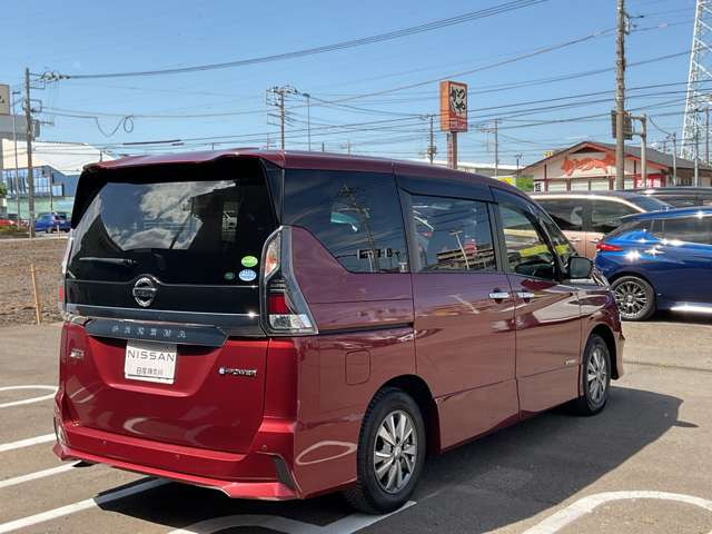セレナ1.2 e-POWER ハイウェイスターV