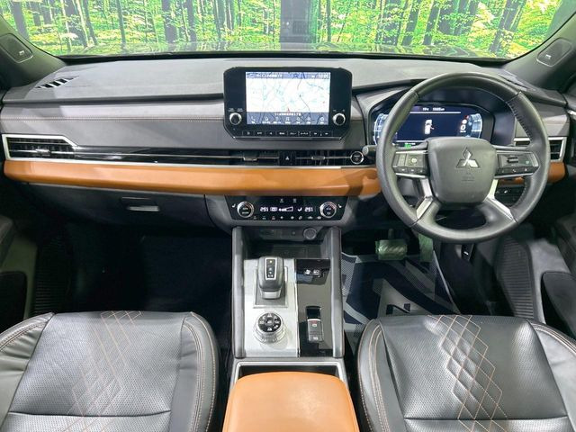 アウトランダーPHEV 2.4 P 4WD