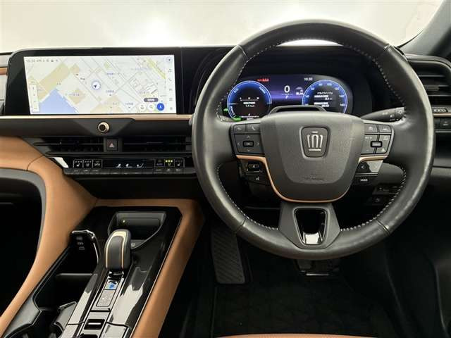 クラウンスポーツ2.5 Z E-Four 4WD