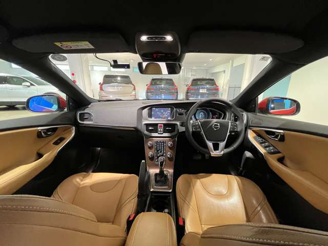 V40D4 インスクリプション ディーゼル