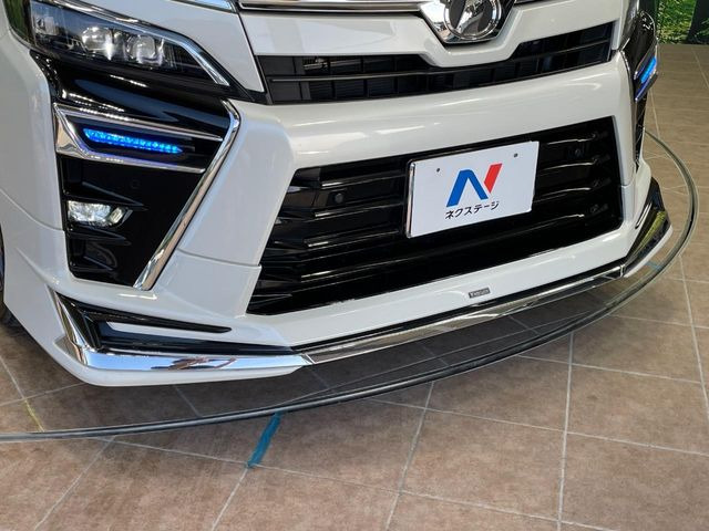 ヴォクシー2.0 ZS 煌II