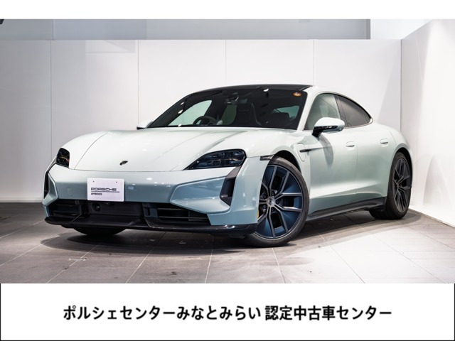 タイカンターボS 4+1シート 4WD