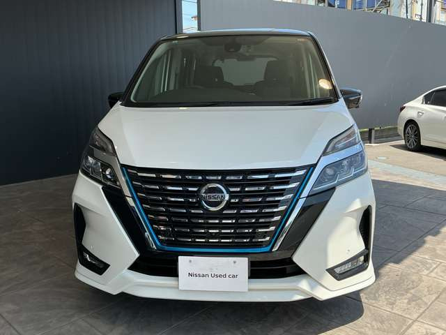 セレナ1.2 e-POWER ハイウェイスターV