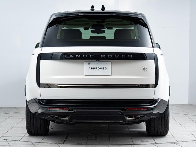 レンジローバーSV 4.4L P615 スタンダードホイールベース 4WD