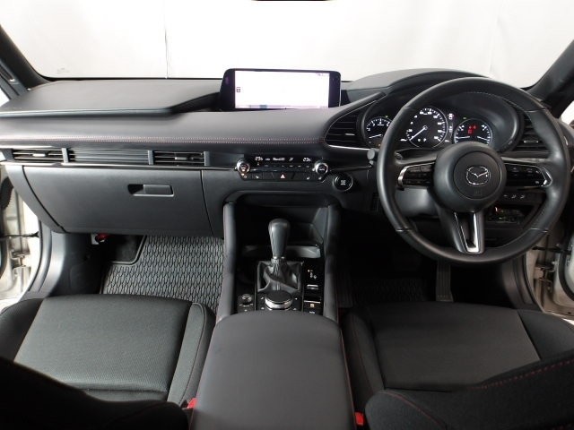 MAZDA3ファストバック1.5 15S ブラック セレクション