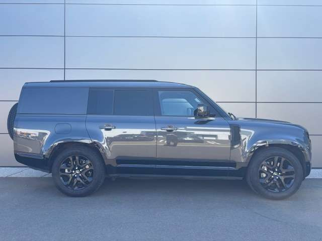 ディフェンダー130 アウトバウンド 3.0L D300 ディーゼル 4WD