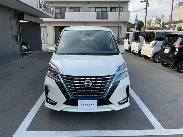 セレナ1.2 e-POWER ハイウェイスターV
