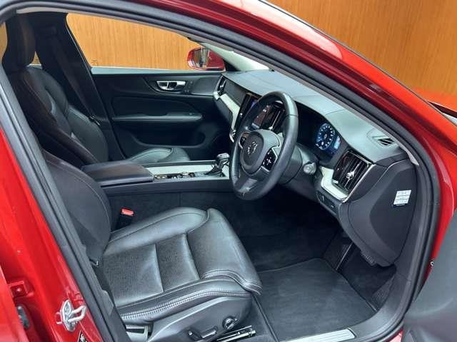 V60T5 インスクリプション