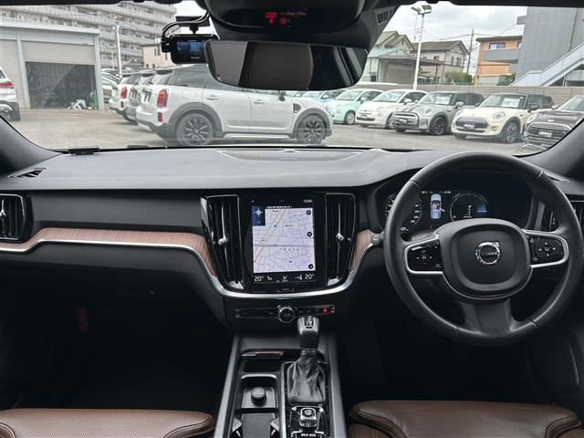 V60T5 インスクリプション