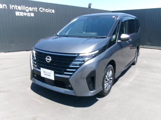 セレナ2.0 ハイウェイスターV 4WD