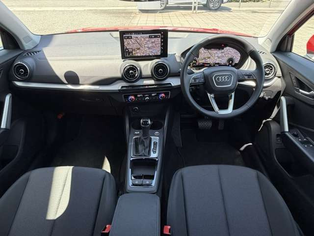 Q235 TFSI アドバンスド