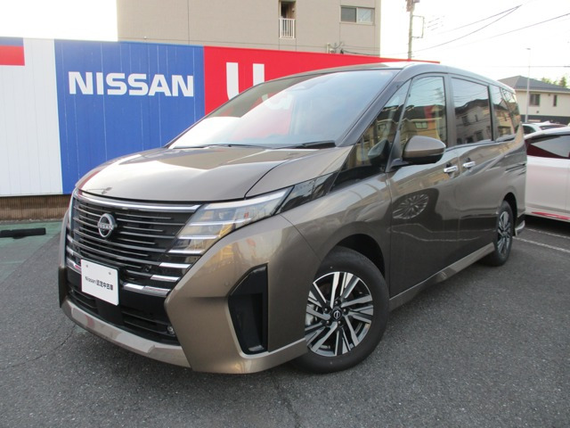 セレナ1.4 e-POWER ハイウェイスターV