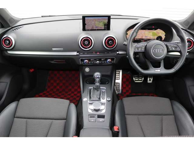 A3スポーツバック30 TFSI スポーツ Sラインパッケージ