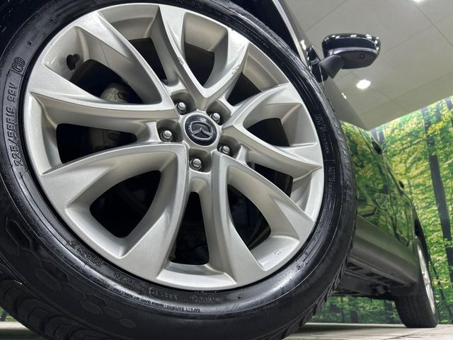 �y����19�C���`�A���~�z�C�[���z�O�ςɃ}�b�`���������A���~�z�C�[���𑕒����Ă���܂��B�e��ЊO�A���~�z�C�[����A�X�^�b�h���X�^�C�����戵�����Ă���܂��B���񂲑��k����������