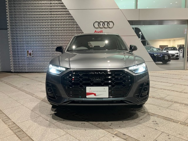 SQ5スポーツバック3.0 4WD