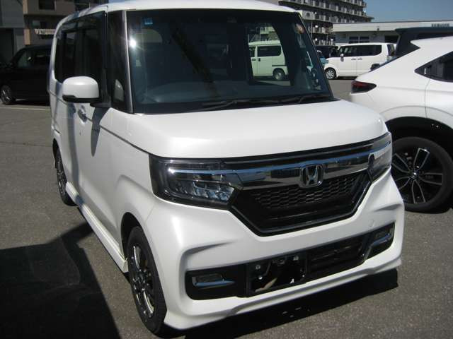 N-BOXカスタムG L ターボ ホンダセンシング 4WD