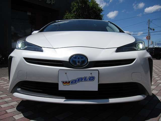 プリウス1.8 S