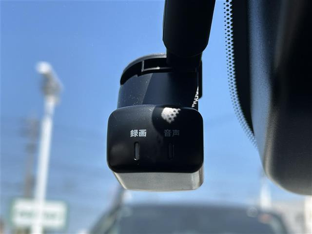 ノートオーラ1.2 G レザーエディション