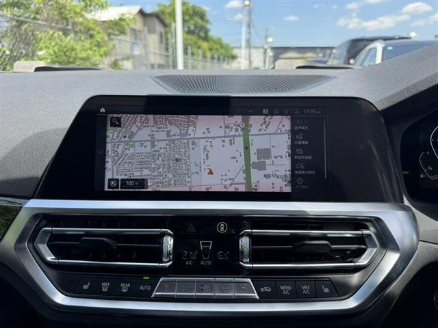3シリーズセダン320i