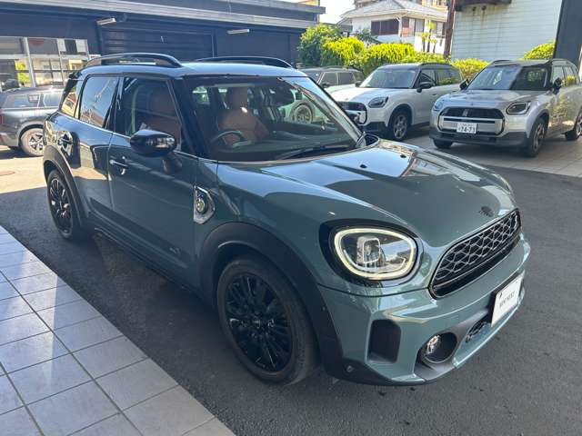 ミニクロスオーバークーパー S E オール4 4WD