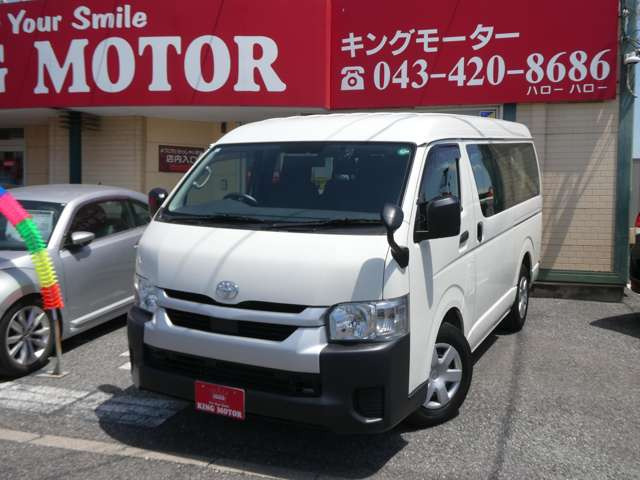 セール実施中!!格安にてボディーコーティングも行います!プロの職人さんによる匠の技で車本来の輝きを引き出します!