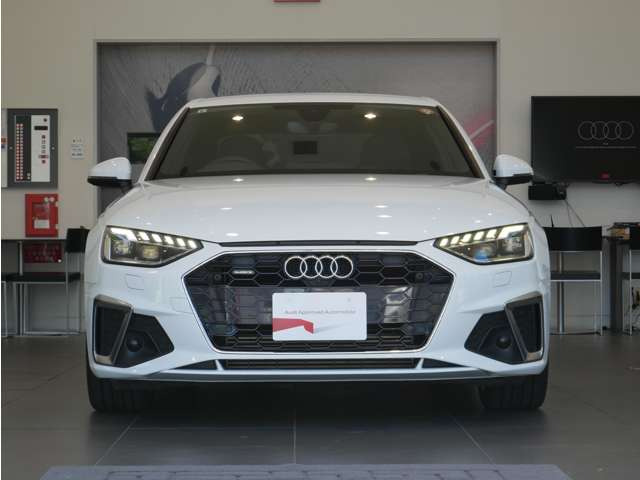 A445 TFSI クワトロ Sライン 4WD