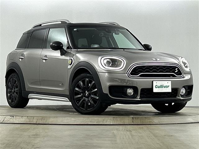 ミニクロスオーバークーパー S E オール4 4WD
