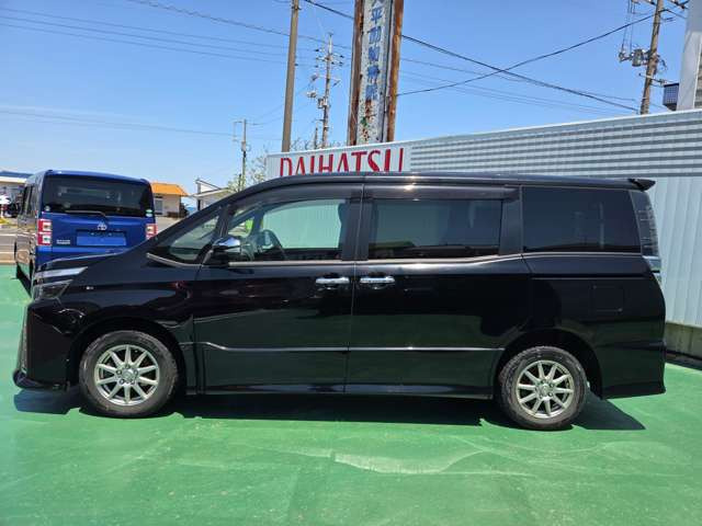 ヴォクシー2.0 ZS 煌 4WD