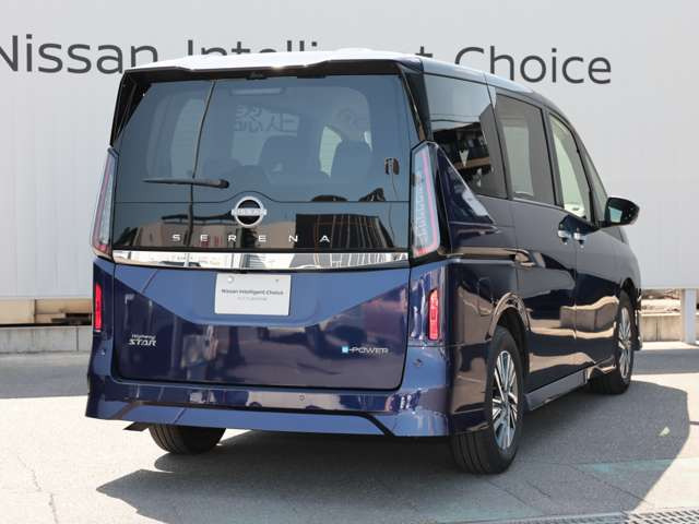 セレナ1.4 e-POWER ハイウェイスターV