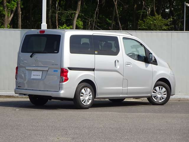 NV200バネット1.6 16X-2R