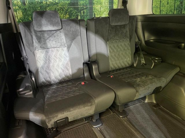 3��ڃV�[�g�͂�������ԗǍD����l�ł��������ƍ����Ē����܂��̂ŁA��l���ł̂��o���������N���N�ł��􂲉Ƒ��ŁA�C�̒m�ꂽ���ԂŁA�h���C�u�ɍs���̂��y���݂ł��ˁ�